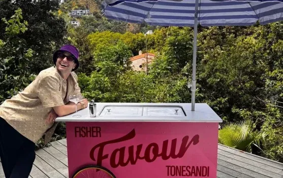 FISHER Berkolaborasi dengan Tones And I dalam Lagu Baru "Favour"