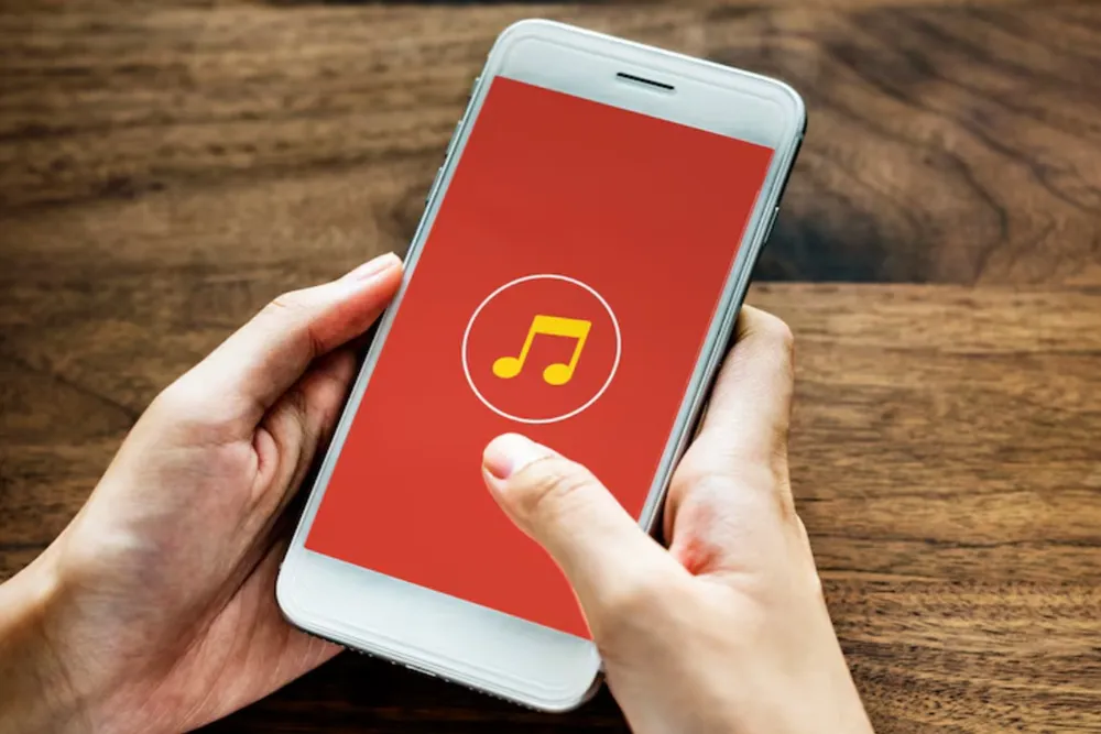 Apple Rilis iOS 26.4, Hadirkan Pembuatan Playlist Otomatis Lewat Teks dan Sejumlah Fitur Baru