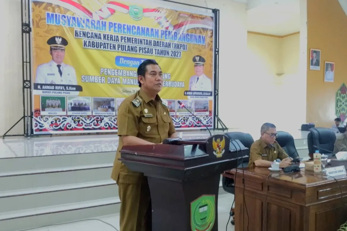Wabup Pulang Pisau Dorong Pemerataan Akses Internet untuk Pelajar, Soroti Kendala Sinyal di Desa Cemantan