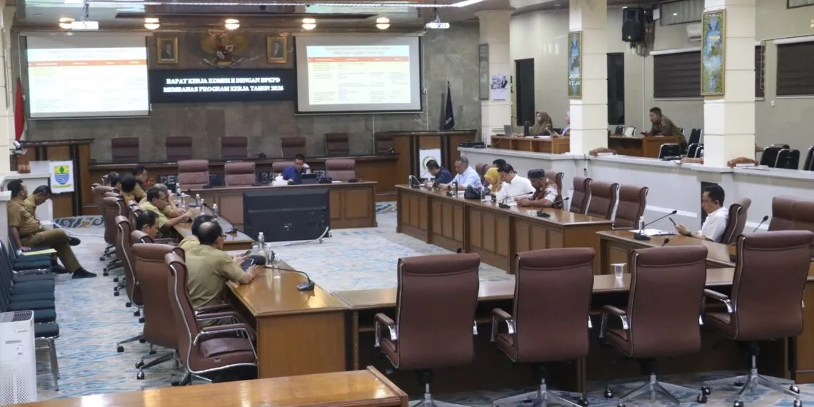 Komisi II DPRD Cirebon Evaluasi Kinerja BPKPD 2025 dan Bahas Rencana Kerja 2026