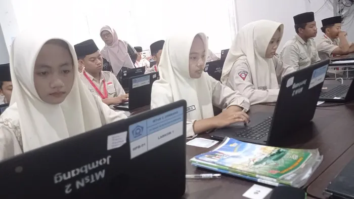 Jelang TKA 2026, Disdikbud Jombang Pastikan Kesiapan Listrik dan Jaringan Internet