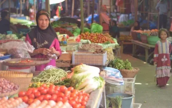 Jelang Idul Adha, Harga Sejumlah Sayuran di Pasar Dompu Naik, Bahan Pokok Lain Relatif Stabil