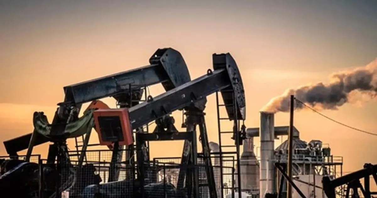 Harga Minyak Dunia Tembus US$110 per Barel, Blokade Selat Hormuz Ganggu Pasokan Energi Global