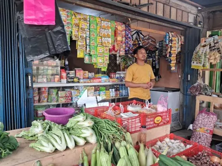Harga Sayur dan Bumbu Dapur di Pasar Sekadau Naik dalam Sepekan, Pedagang Keluhkan Sepinya Pembeli