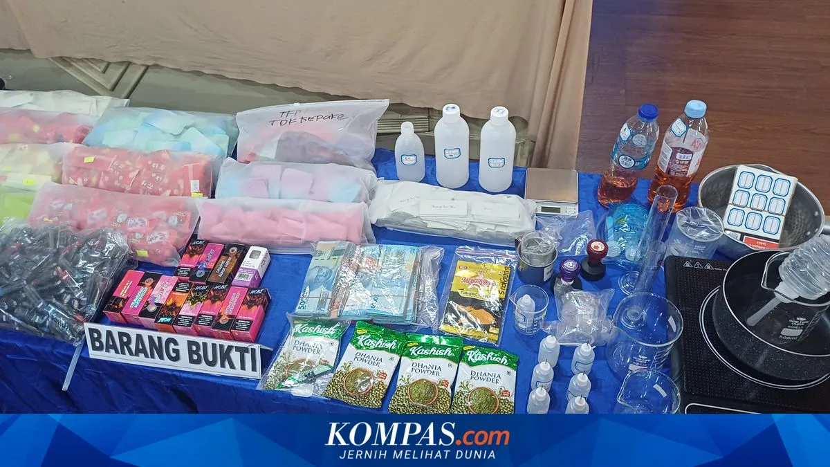 Polres Jakut: Bahan Baku Vape Etomidate Diselundupkan dari Tiongkok Berkedok Bumbu Dapur