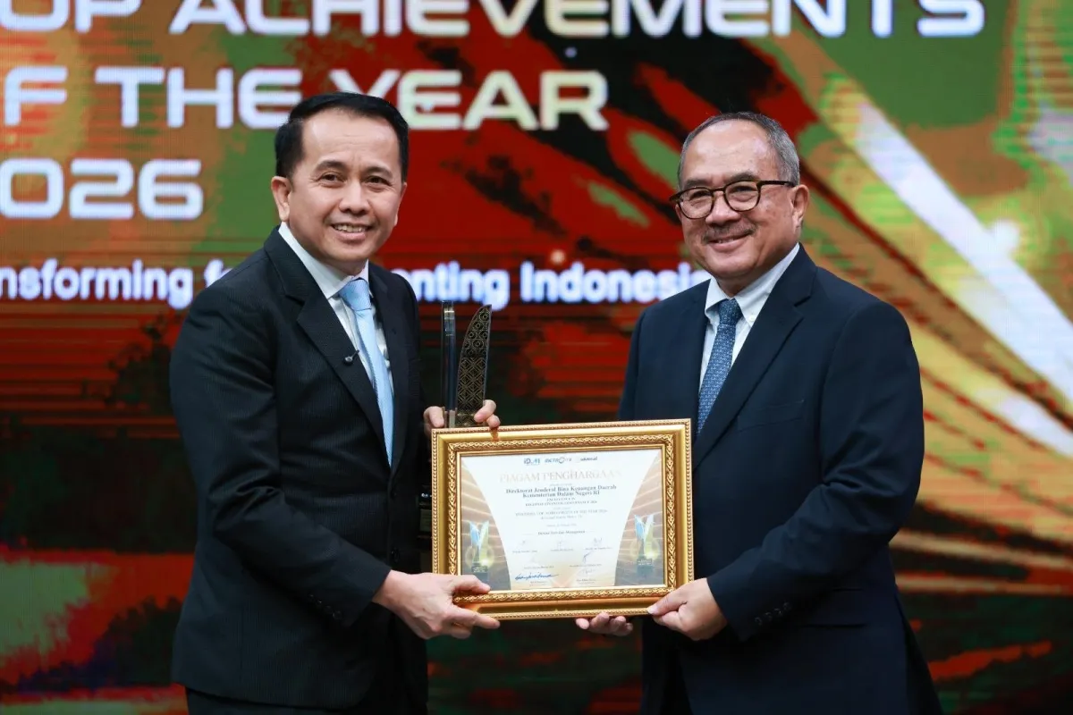 Agus Fatoni Terima Penghargaan Excellence in Regional Financial Governance 2026 di ITAY 2026