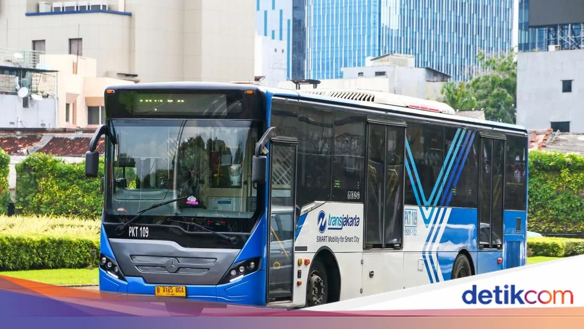 Transjakarta Berlakukan Tarif Rp 12 Sehari Penuh untuk Pembayaran via Aplikasi di HUT ke-12