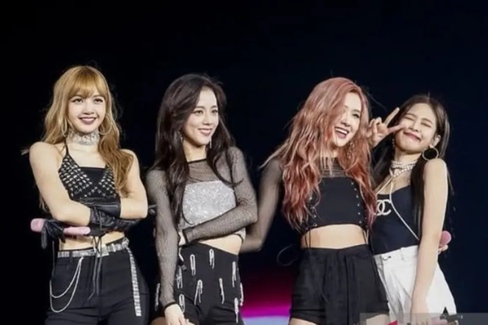 Lagu “GO” BLACKPINK Debut di Pop Airplay Billboard AS, Mini Album “DEADLINE” Bertahan di Billboard 200