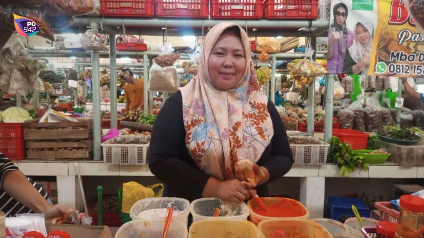 Penjualan Bumbu Instan Meningkat saat Iduladha, Pedagang Catat Kenaikan 10–20 Persen