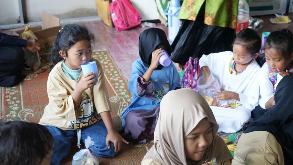 PP Aisyiyah dan YAICI Gelar Edukasi Gizi untuk Korban Bencana di Agam