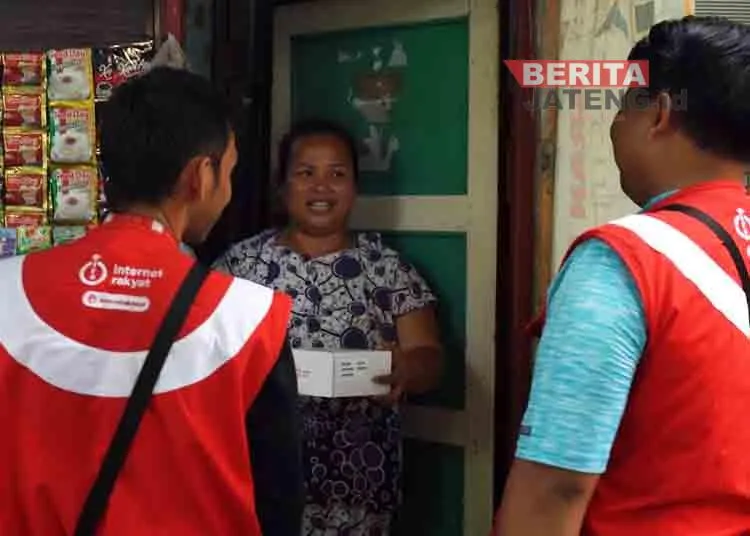 Warga Demak Sambut Program Internet Rakyat Berbiaya Terjangkau