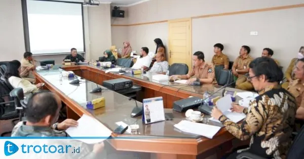 Wakil Ketua DPRD Sulsel Pimpin Rapat Banmus Bahas LKPJ Gubernur dan Agenda Dewan