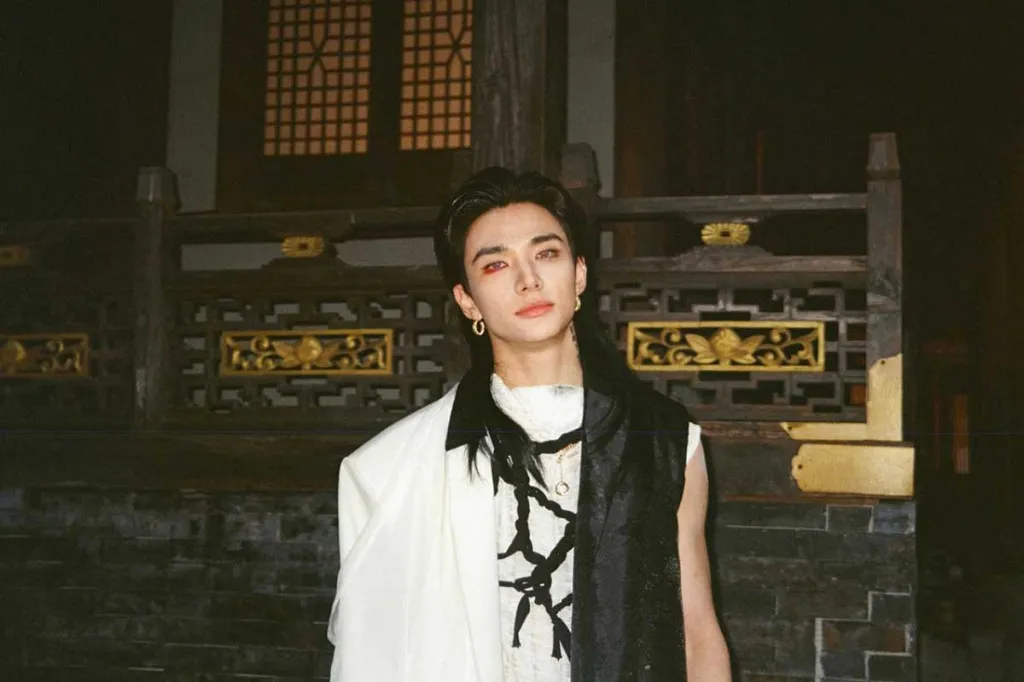Hyunjin Stray Kids Rilis Single Solo “LOVER” Bertema Patah Hati