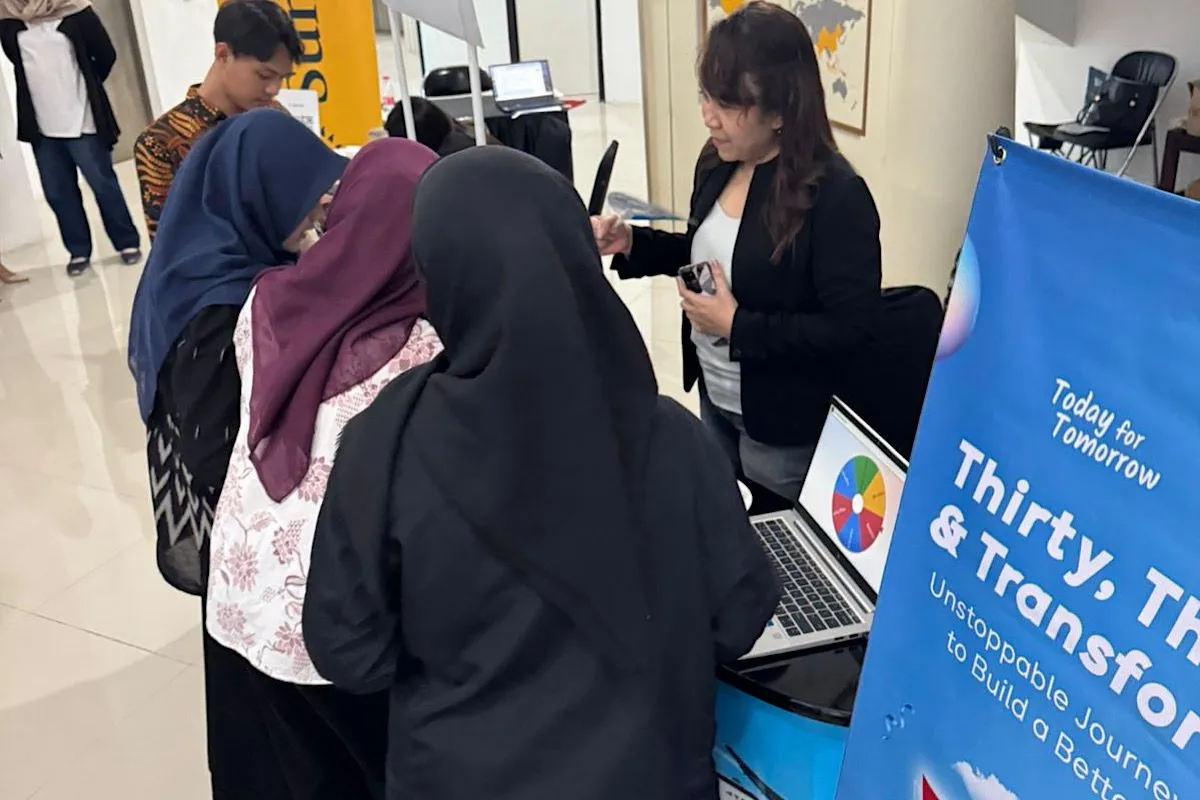 Jasaraharja Putera Buka Booth Literasi Keuangan di Universitas Jember