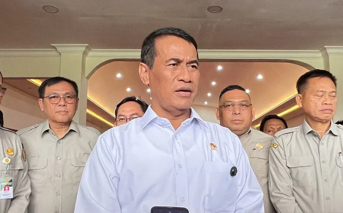 Mentan Amran Dukung Inovasi Pakan Ayam Probiotik IPB, Siap Ajukan ke Presiden Jika Target Tercapai