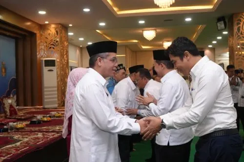 Menaker Yassierli Soroti Gangguan Aplikasi dan Layanan Publik Kemnaker