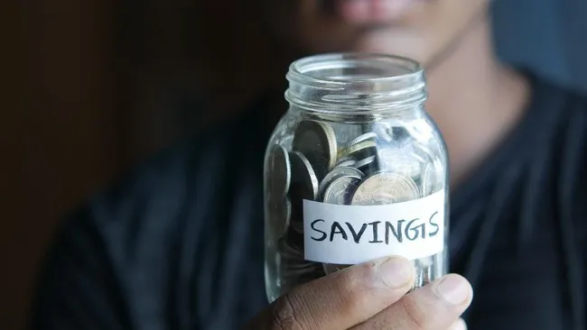 Survei Bankrate: Kurang Menabung Jadi Penyesalan Finansial Terbesar Warga AS