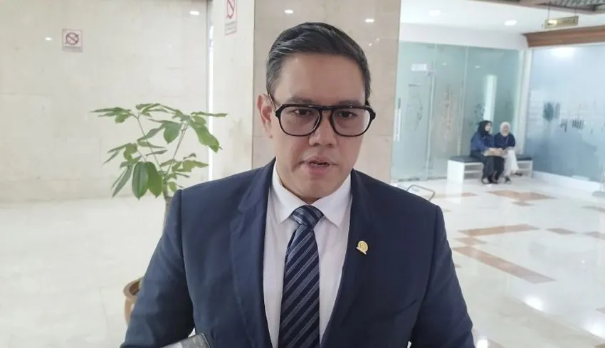 DPR Nilai Pengunduran Diri Kabais TNI Cerminkan Komitmen Transparansi