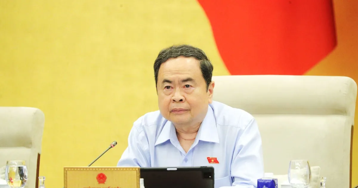 Pimpinan Majelis Nasional Vietnam Bahas Tiga RUU: Akses Informasi, Notarisasi Daring, dan Perluasan Bantuan Hukum