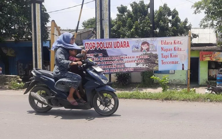 DPRD Soroti Pabrik Dekat Permukiman, Warga Keluhkan Bau dan Truk ODOL di Perbatasan Serang Baru–Cikarang Selatan