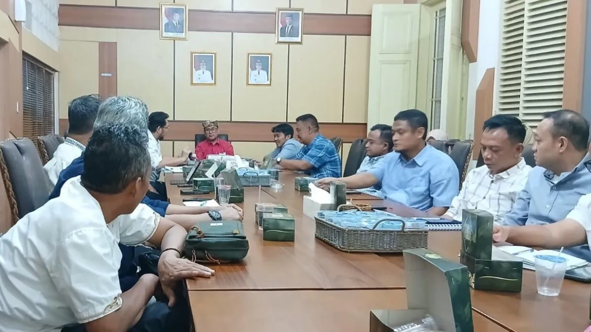 Pemkab Cirebon Bahas Penataan Sawah Dilindungi dan Rencana Kawasan Industri