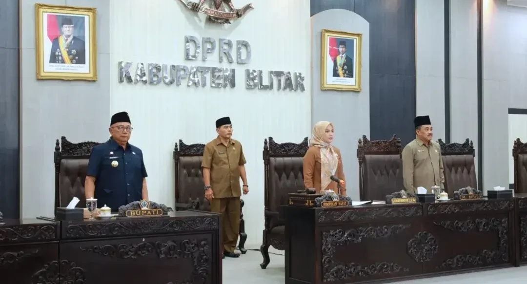 DPRD Kabupaten Blitar Gelar Paripurna Pandangan Umum Fraksi atas LKPJ 2025, Pansus Dibentuk