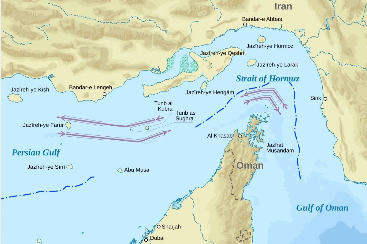 Penutupan Selat Hormuz: Risiko Militer bagi AS dan Guncangan Pasokan Energi Global