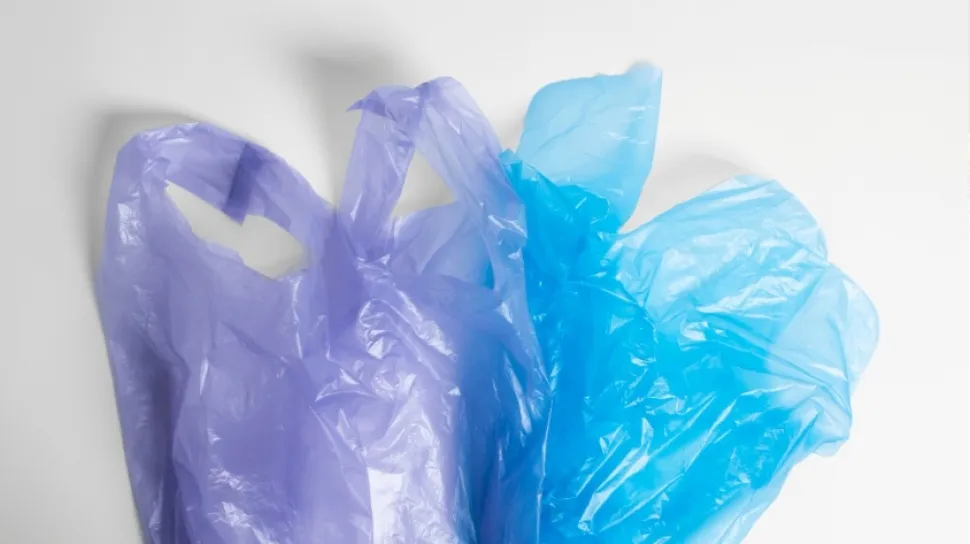 Konflik Geopolitik Picu Kenaikan Harga Plastik di Sukabumi, Pedagang Mengeluh Biaya Operasional Membengkak