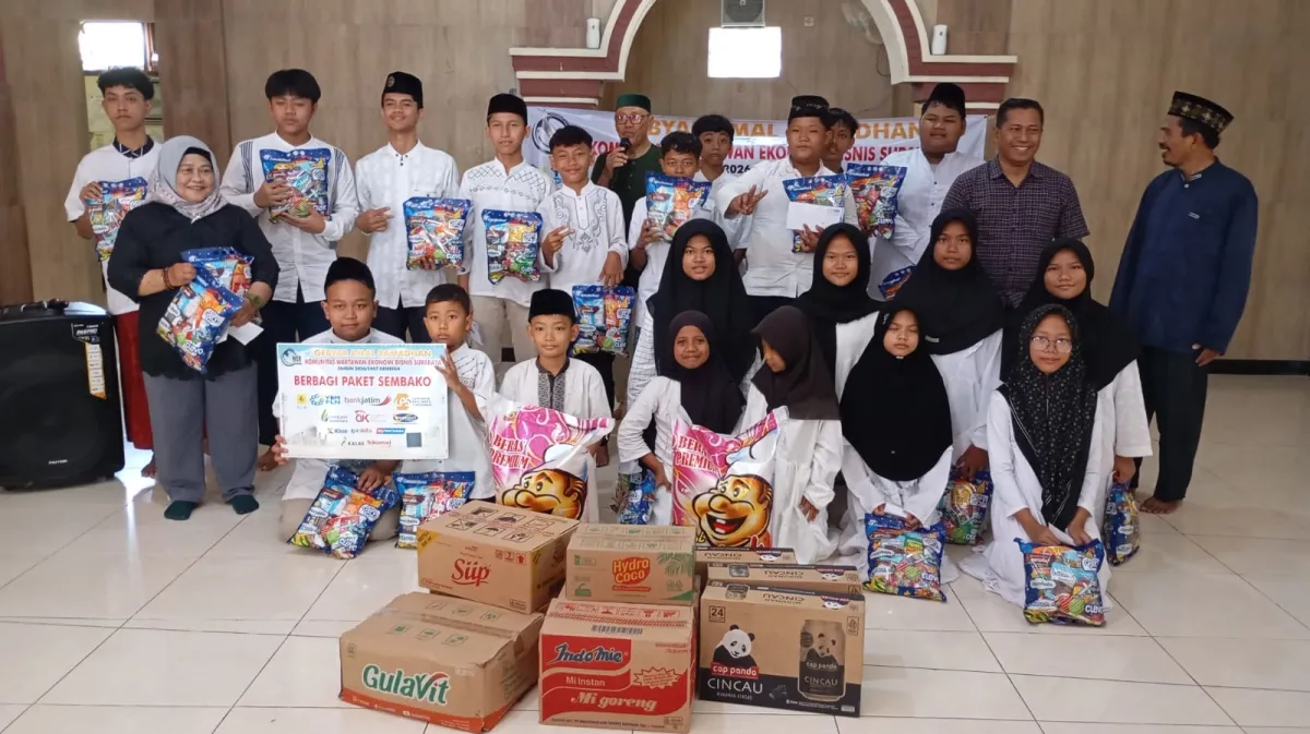 KWEBS Gelar Program Berbagi dan Literasi Keuangan untuk Anak Panti Asuhan di Surabaya