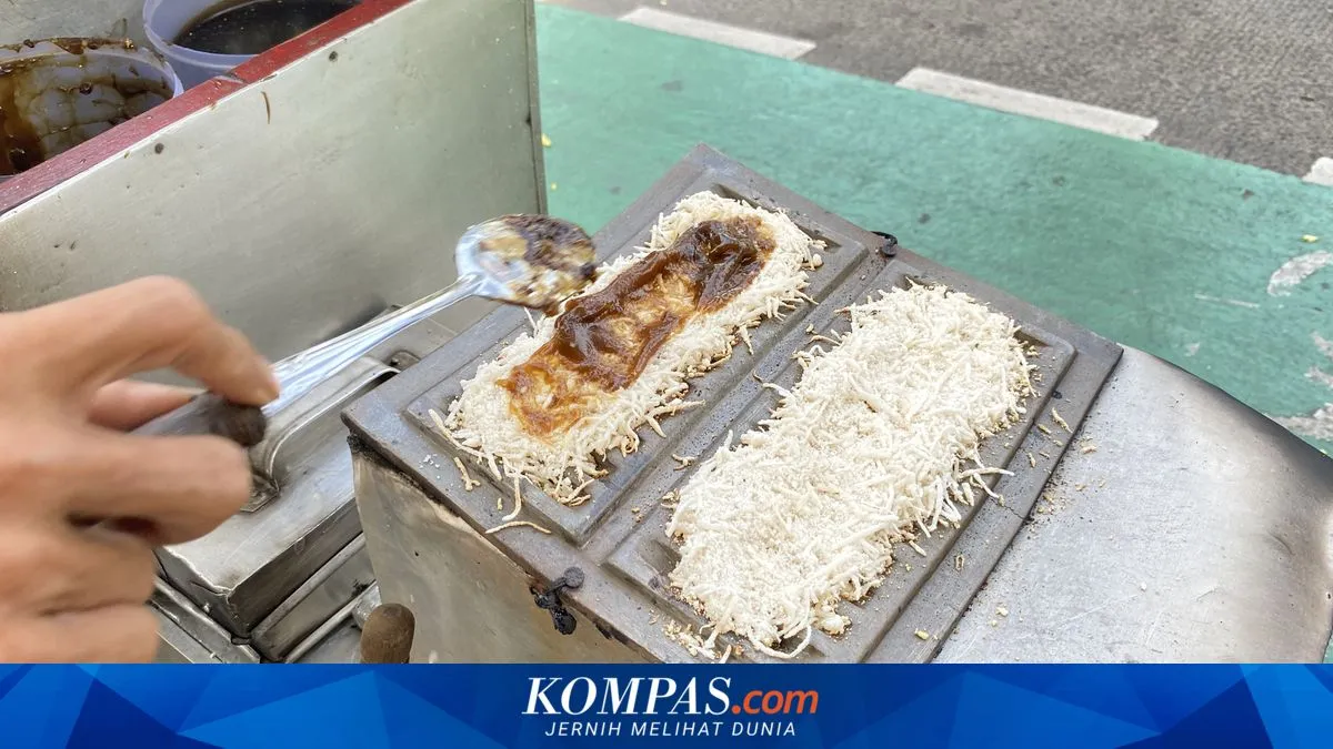 Asap Arang Kue Rangi dan Pertaruhan Ingatan: Perjuangan Sunyi Menjaga Warisan Kuliner Betawi