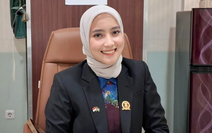 DPRD Surabaya Dukung Pembatasan Gadget Anak, Minta Disertai Edukasi dan Kolaborasi