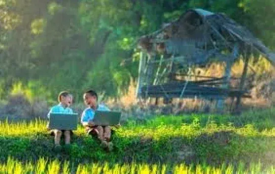 Kampung Internet Dorong Literasi Digital dan Peluang Ekonomi Warga Desa