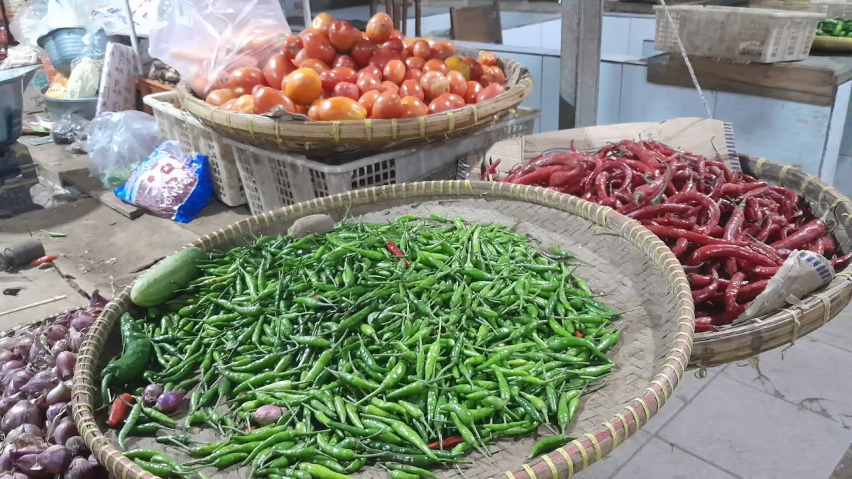 Jelang Idul Adha 2026, Harga Cabai dan Bumbu Dapur di Pasar Tradisional Cirebon Mulai Merangkak Naik