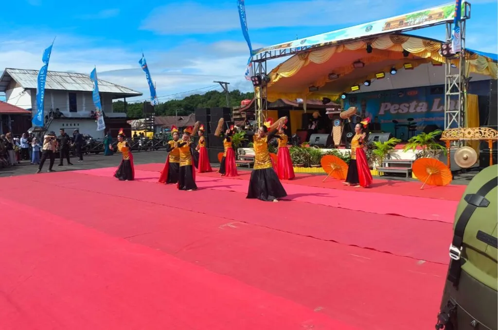 Disdikbud Bontang Perkuat Pelestarian Budaya Lewat Erau Pelas Benua dan Pesta Laut