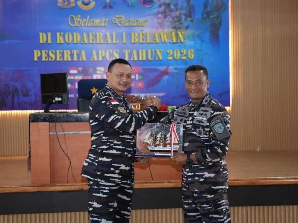 KRI Bima Suci Jalankan Diplomasi Maritim, Komandan Satgas KJK 2026 Temui Pangkoarmada I dan Gubernur Sumut