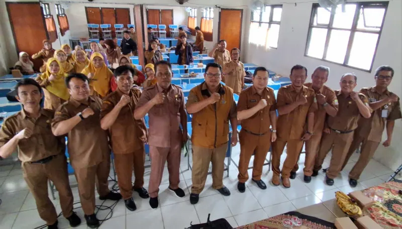 Dinas Pendidikan Bekasi Sosialisasikan SPMB 2026 di Tarumajaya, Tegaskan Tanpa Pungutan dan Wajib Transparan