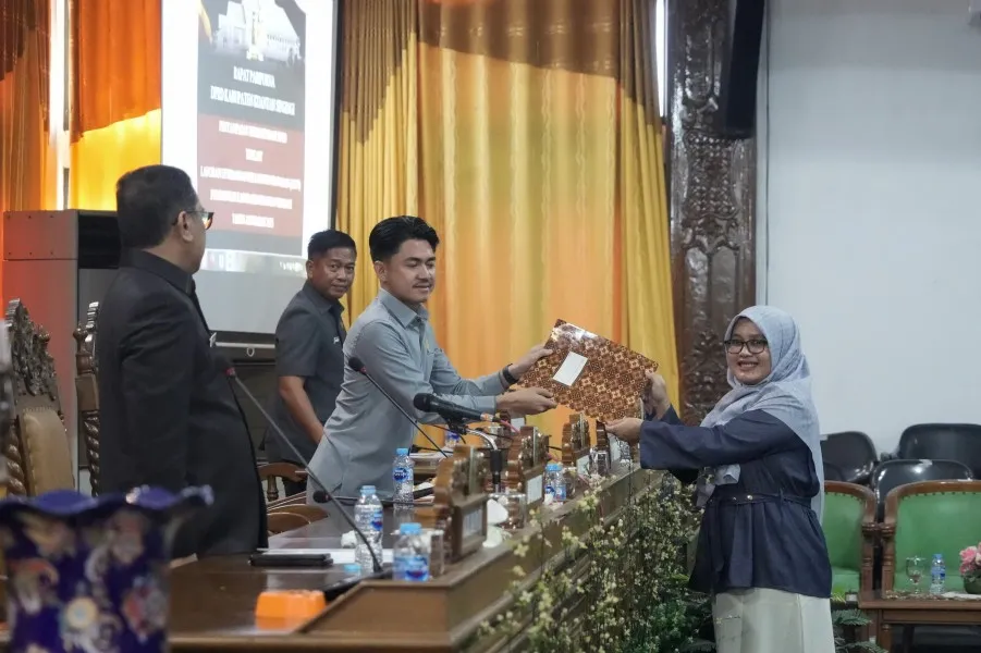 DPRD Kuantan Singingi Sampaikan Rekomendasi atas LKPJ Bupati Kuansing Tahun Anggaran 2025