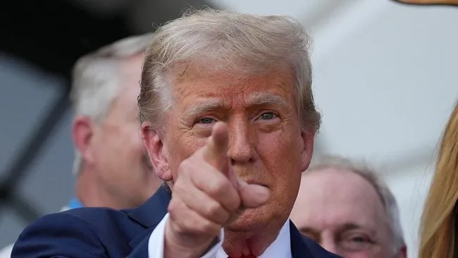 Intelijen AS: Iran Diperkirakan Tak Segera Membuka Selat Hormuz, Tekanan terhadap Trump Berpotensi Berlanjut