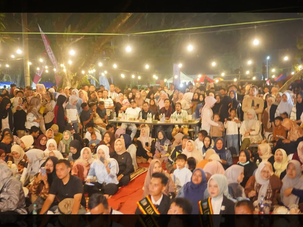 Live Musik Ramaikan Bazar UMKM Dharmasraya, Bupati Annisa Berencana Perluas ke Tiap Kecamatan
