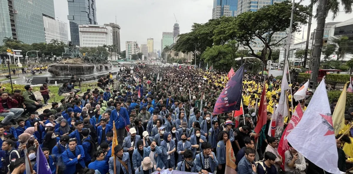 #IndonesiaGelap: Tagar, Aksi Mahasiswa, dan Perebutan Ruang Narasi di Tengah Dominasi Penguasa