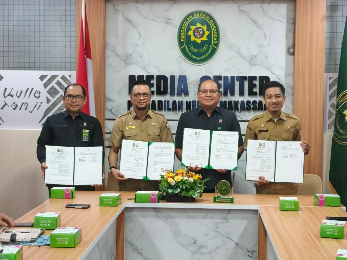 PN Makassar dan Disdukcapil Makassar Kerja Sama Luncurkan Aplikasi SIPAKAINGE untuk Percepat Layanan Hukum