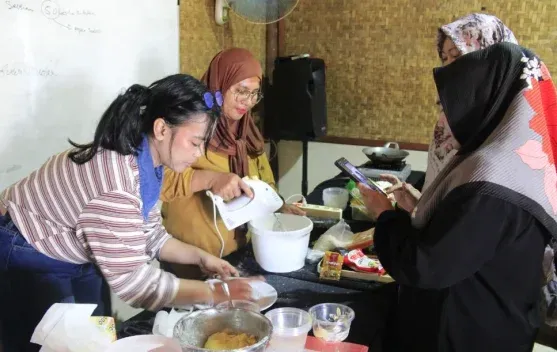 21 Warga Pulau Kelapa Ikuti Pelatihan Gratis Kewirausahaan Kuliner