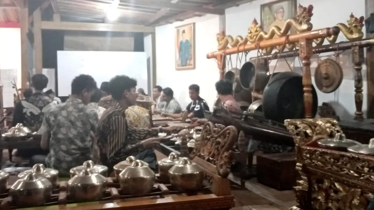 13 Bilah Demung Milik Prodi Seni Musik Unnes Hilang Dicuri