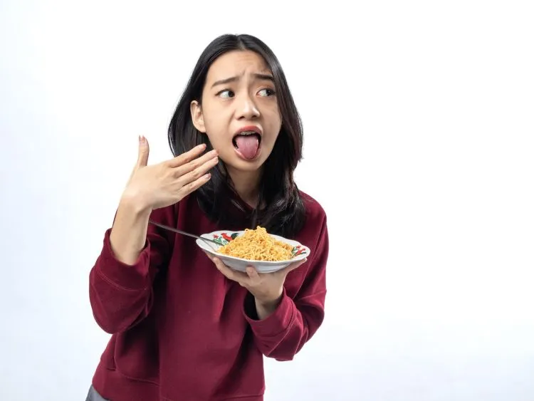 Kuis: Uji Pengetahuan tentang Bahan Dapur untuk Meredakan Sensasi Lidah Terbakar Usai Makan Panas