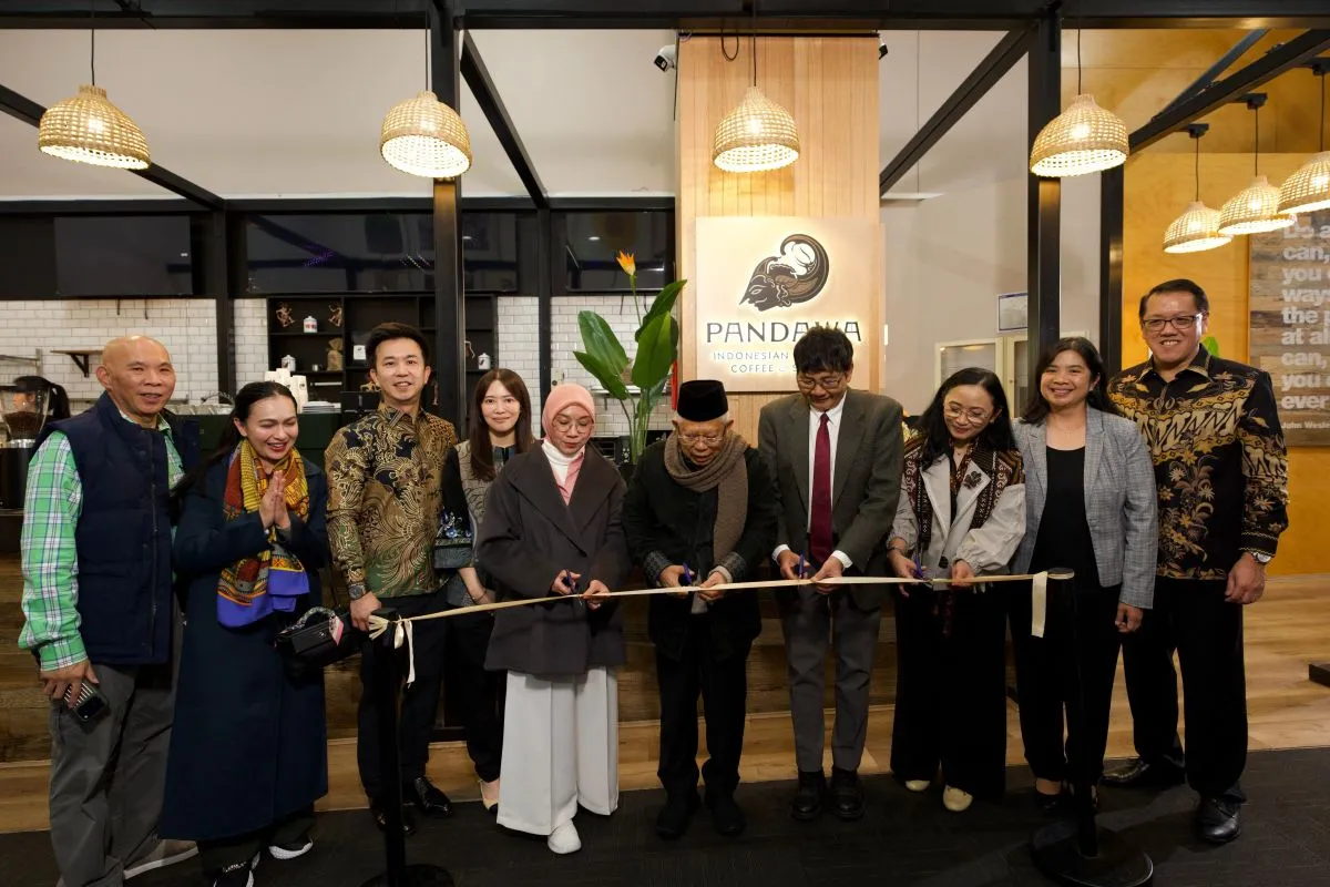 Pandawa Warung Kopi di Sydney Perkenalkan Kuliner Indonesia lewat Nasi Bungkus dan Kopi