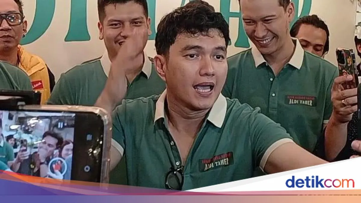 Aldi Taher Resmikan Gerai Ayam Goreng Basah di Senopati, Siapkan Ekspansi ke Sejumlah Kota
