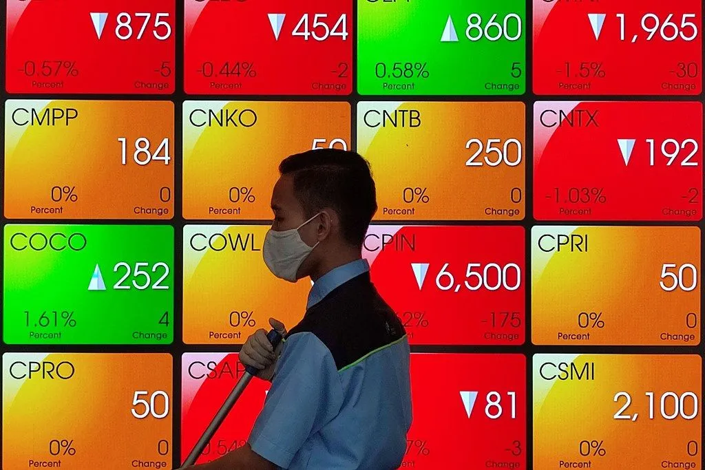 IHSG Turun 7,89% Selama Sepekan, Ditutup di Level 7.585