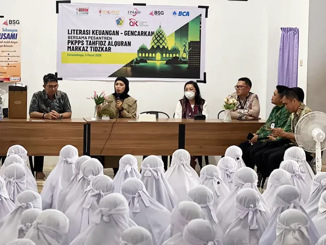 BSG, BCA, dan OJK Sinergi Perkuat Literasi Keuangan di Pesantren Markaz Tidzkar Kotamobagu