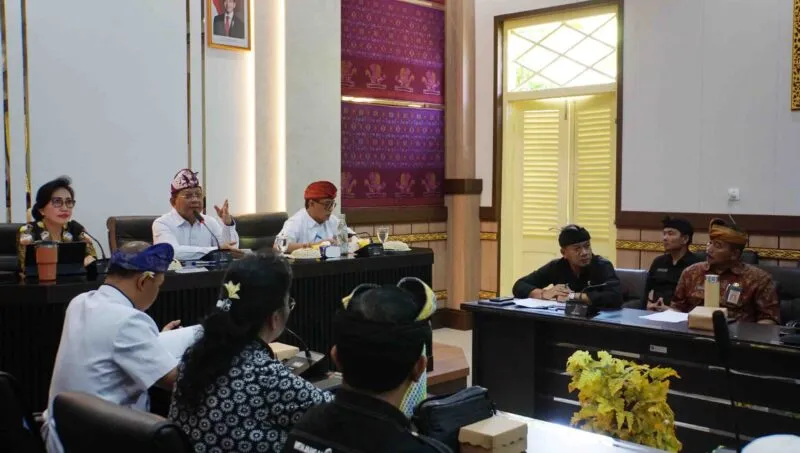 Bupati Buleleng Ajak Dunia Usaha Gotong Royong Pulihkan Dampak Banjir Bandang di Banjar