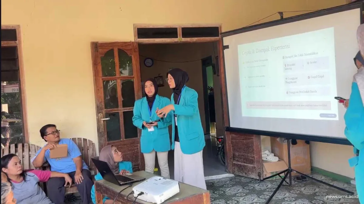 Mahasiswa KKN FIK UMS Edukasi Pengelolaan Hipertensi dan Praktik Akupresur bagi Lansia di Posbindu Mawar 2